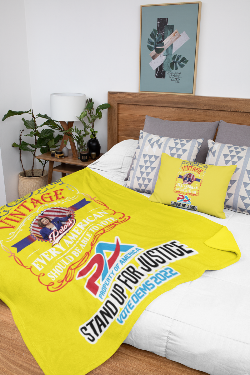 VINTAGE PELOSI VOTE DEMS 2022/ THROW BLANKET
